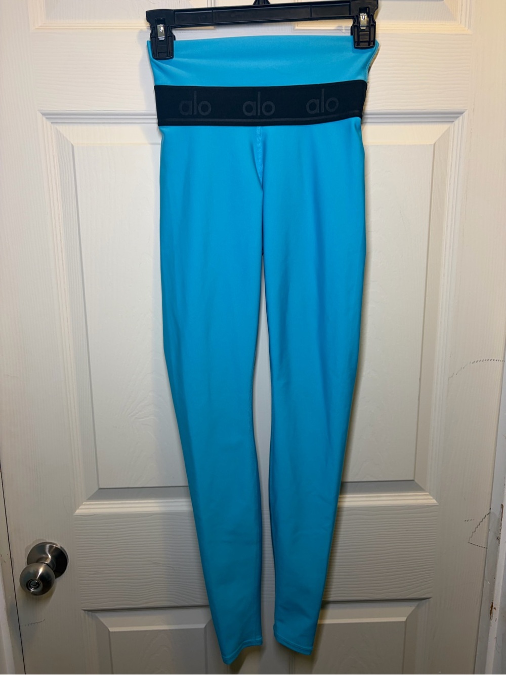 ALO Yoga Bright Blue Leggings with Black Logo Waistband XXS  #Alo #blueleggings